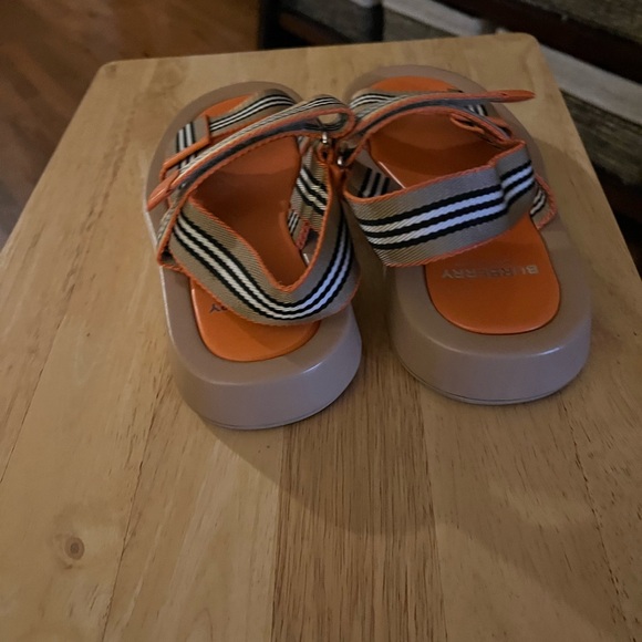Burberry Orange and Beige Sandals - Picture 3 of 3